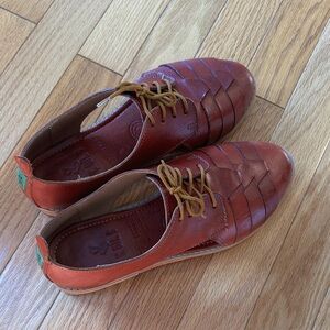 SOLS women’s brown leather shoes